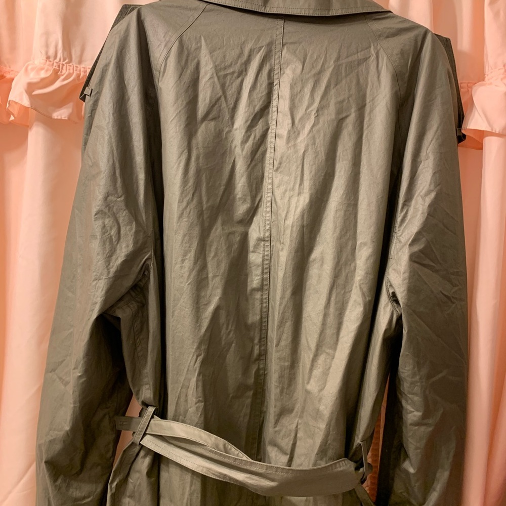 Coats - Picture 3 of 10